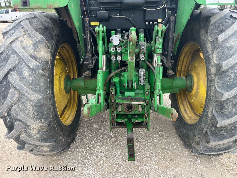 image for item LA9911 2007 John Deere 6615  MFWD tractor