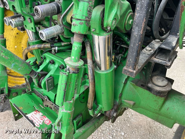 image for item LA9911 2007 John Deere 6615  MFWD tractor