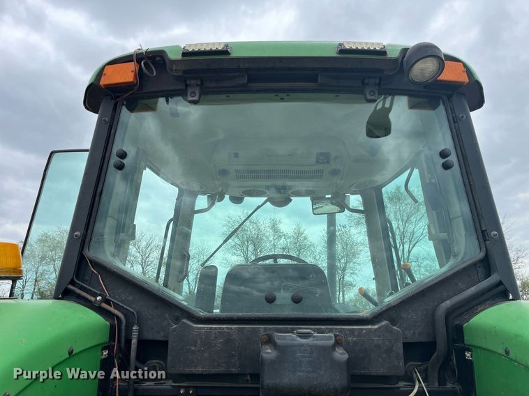 image for item LA9911 2007 John Deere 6615  MFWD tractor