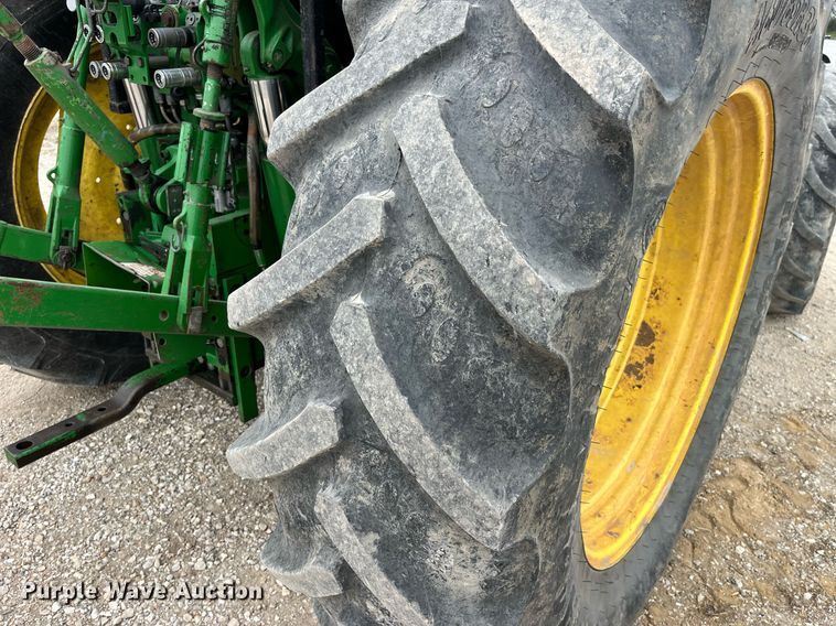 image for item LA9911 2007 John Deere 6615  MFWD tractor