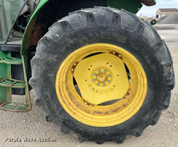 image for item LA9911 2007 John Deere 6615  MFWD tractor