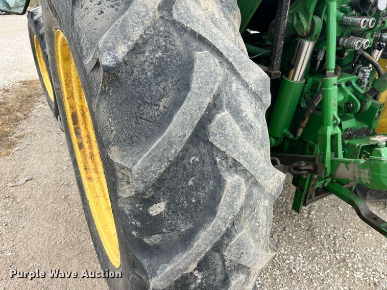 image for item LA9911 2007 John Deere 6615  MFWD tractor