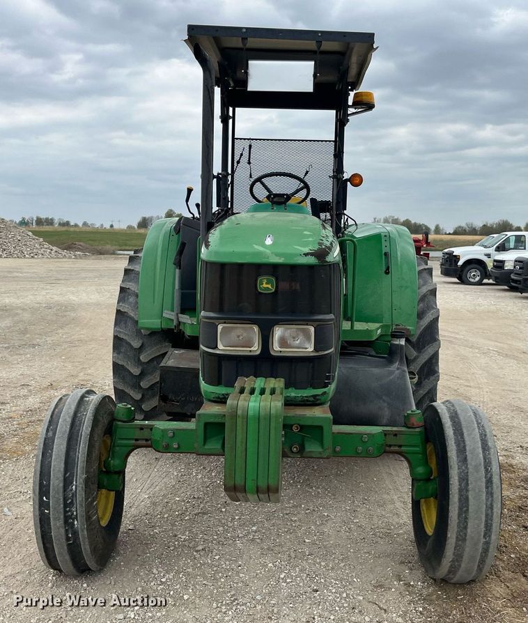 image for item LA9912 2005 John Deere 6415  tractor