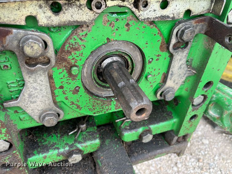 image for item LA9912 2005 John Deere 6415  tractor