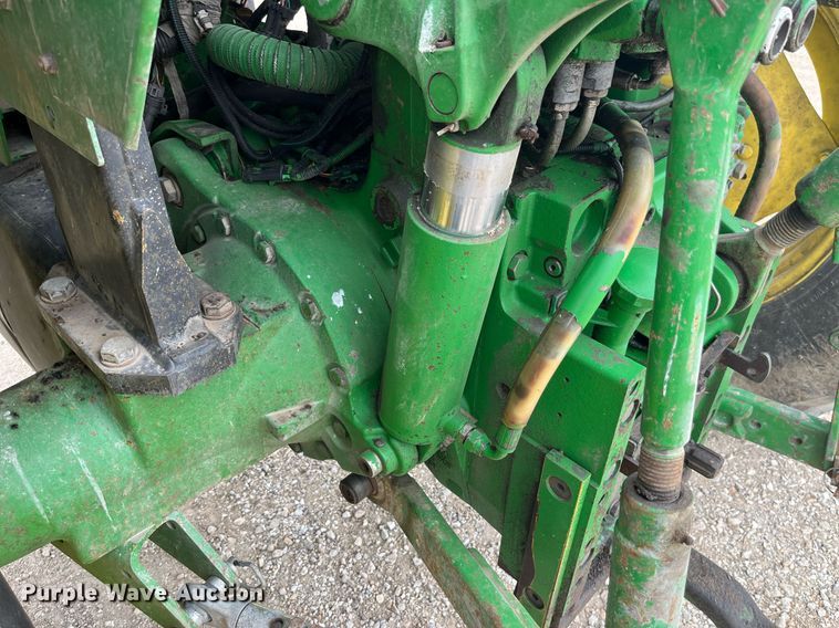 image for item LA9912 2005 John Deere 6415  tractor