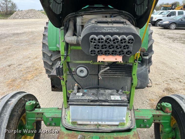 image for item LA9912 2005 John Deere 6415  tractor