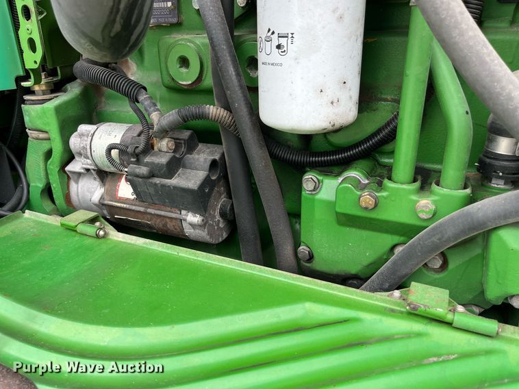 image for item LA9912 2005 John Deere 6415  tractor