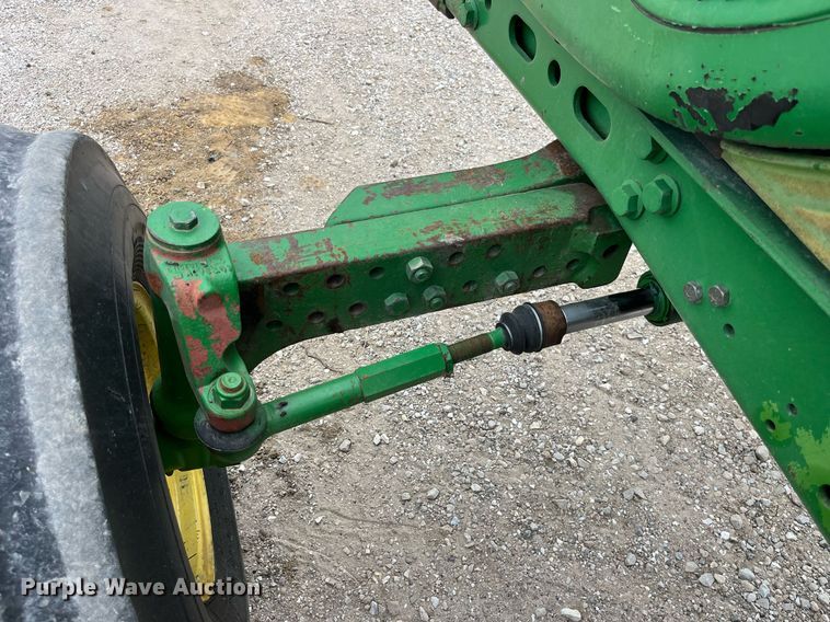 image for item LA9912 2005 John Deere 6415  tractor