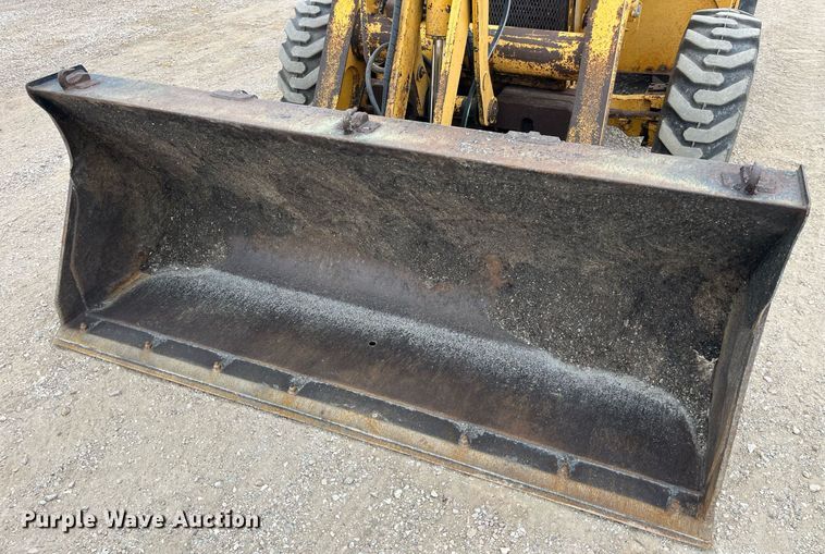 image for item LA9913 John Deere 410G  backhoe