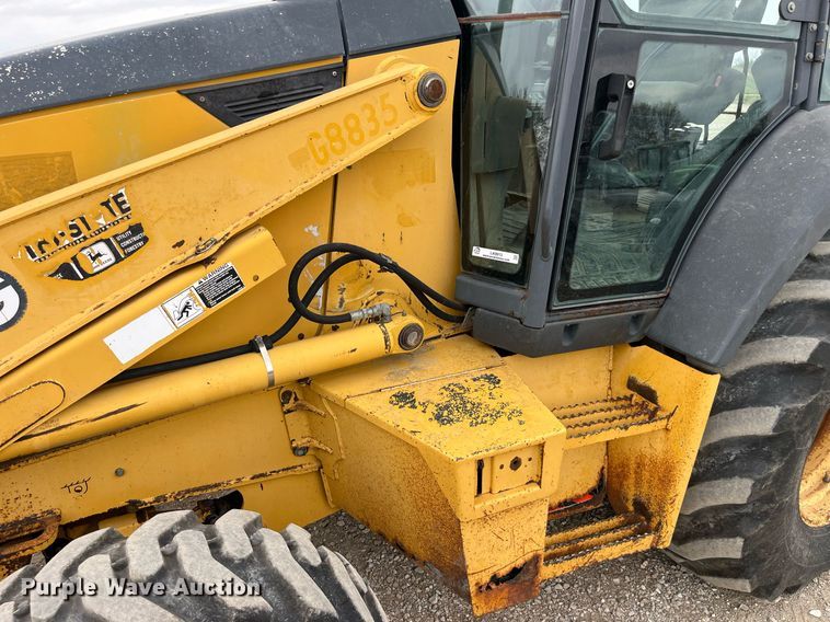 image for item LA9913 John Deere 410G  backhoe