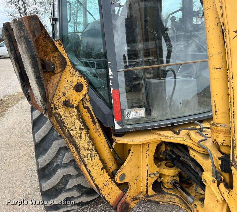 image for item LA9913 John Deere 410G  backhoe