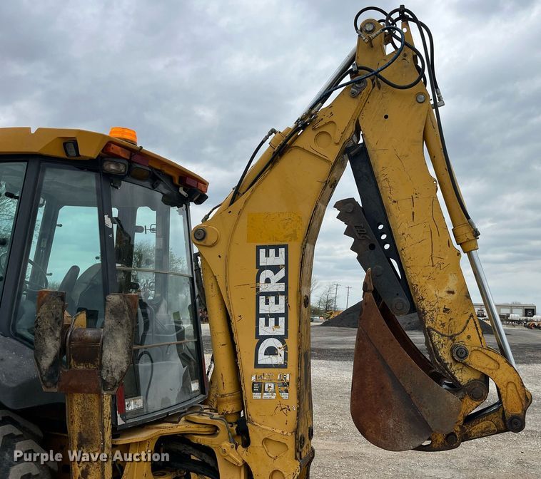 image for item LA9913 John Deere 410G  backhoe