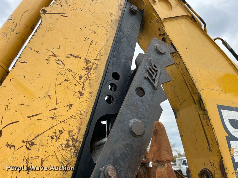 image for item LA9913 John Deere 410G  backhoe