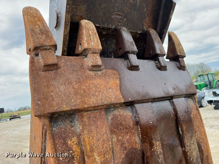 image for item LA9913 John Deere 410G  backhoe