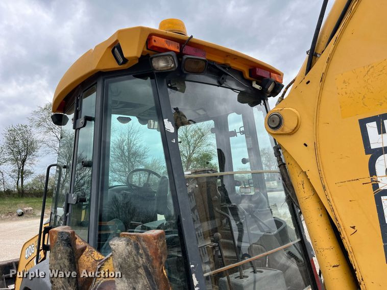 image for item LA9913 John Deere 410G  backhoe