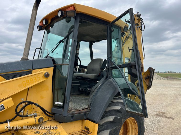 image for item LA9913 John Deere 410G  backhoe