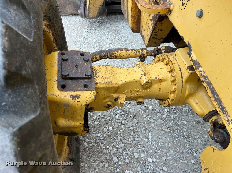 image for item LA9913 John Deere 410G  backhoe