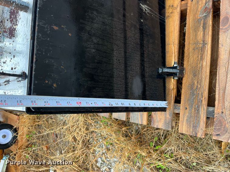 image for item LA9916 Toolbox