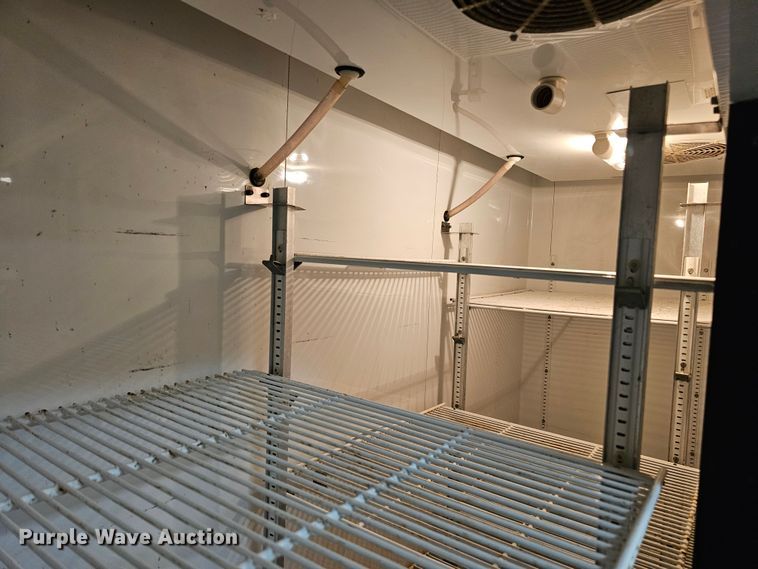 image for item LE9333 True  refrigerator