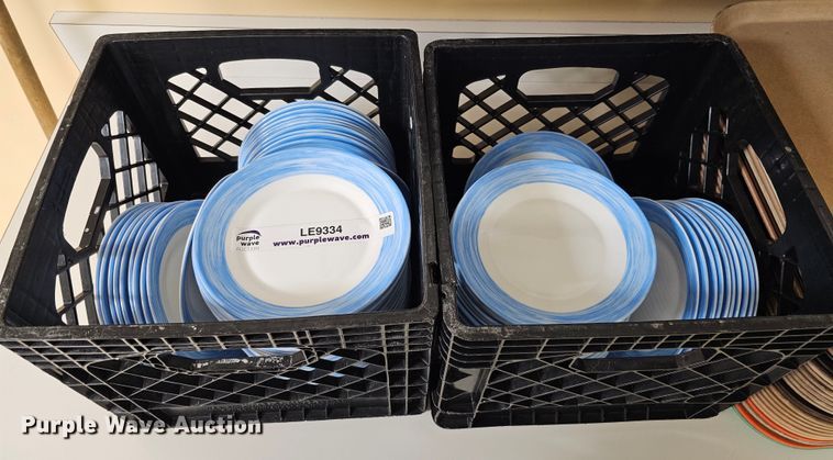 image for item LE9334 Serving supplies