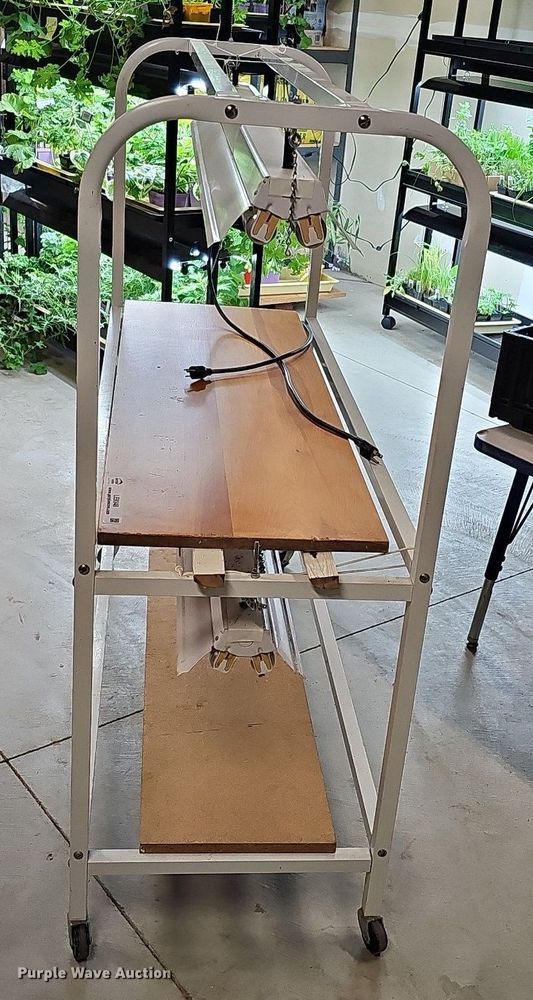 image for item LE9348 Grow light stand