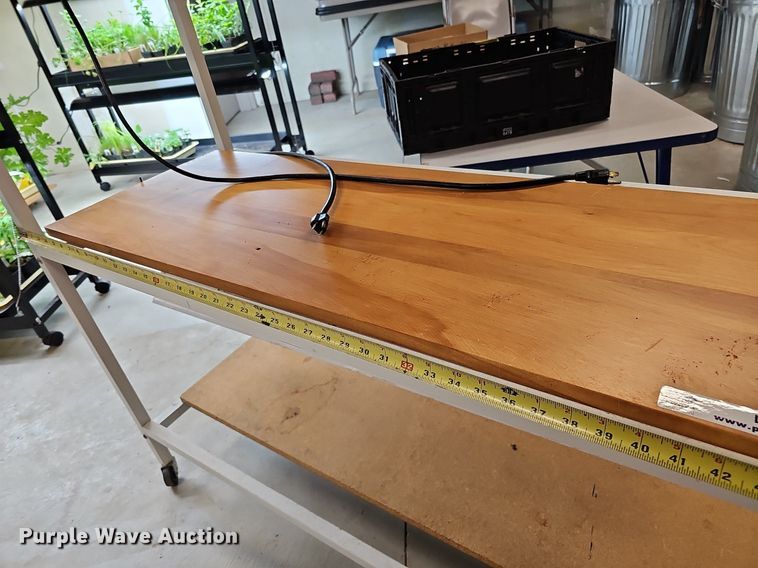 image for item LE9348 Grow light stand