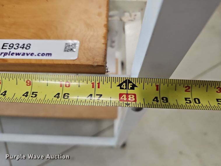 image for item LE9348 Grow light stand