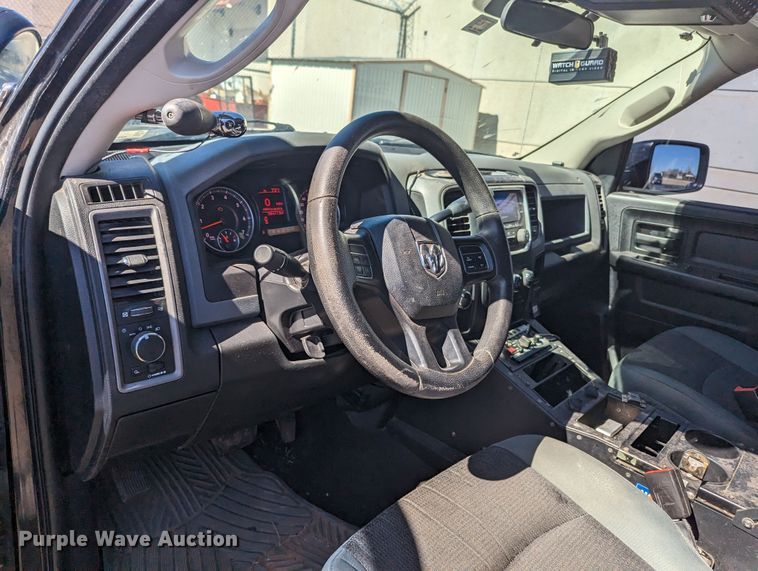 image for item LF9647 2015 Dodge Ram 1500  Crew Cab pickup truck