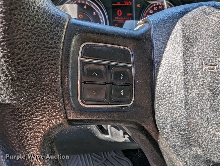 image for item LF9647 2015 Dodge Ram 1500  Crew Cab pickup truck