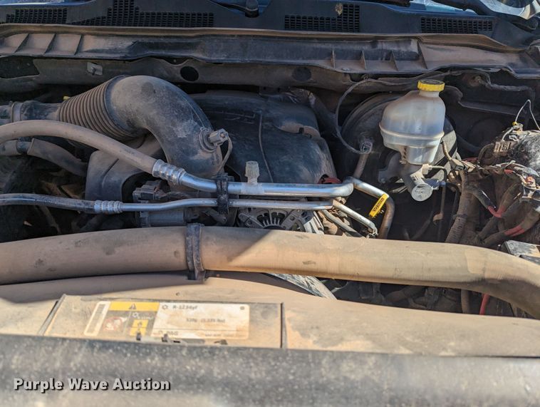 image for item LF9647 2015 Dodge Ram 1500  Crew Cab pickup truck