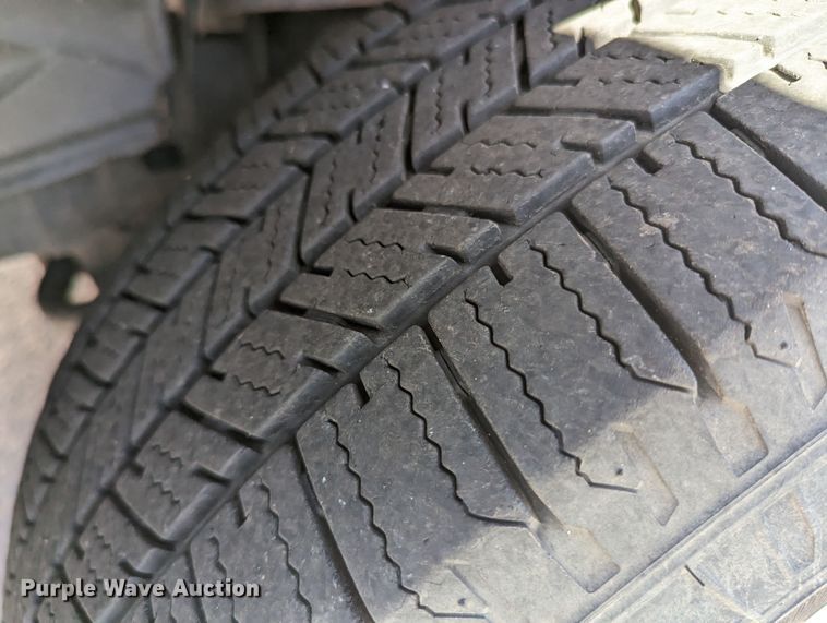 image for item LF9647 2015 Dodge Ram 1500  Crew Cab pickup truck