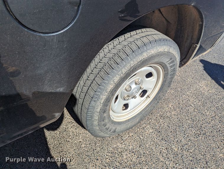 image for item LF9647 2015 Dodge Ram 1500  Crew Cab pickup truck