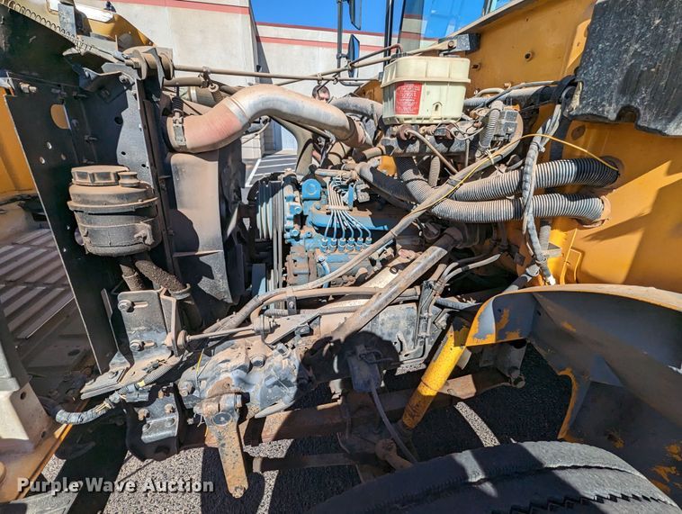 image for item LF9649 1994 International 3800  inmate transport bus