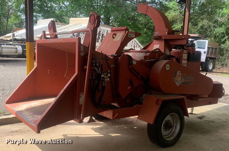 image for item LH9540 2012 Morbark Beever M15R  wood chipper