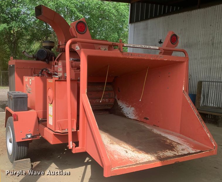 image for item LH9540 2012 Morbark Beever M15R  wood chipper