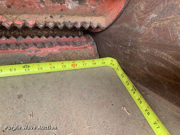 image for item LH9540 2012 Morbark Beever M15R  wood chipper