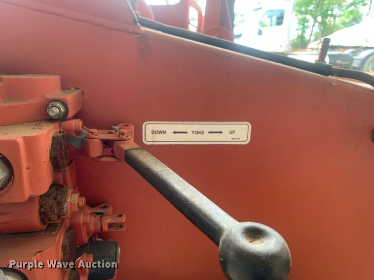 image for item LH9540 2012 Morbark Beever M15R  wood chipper