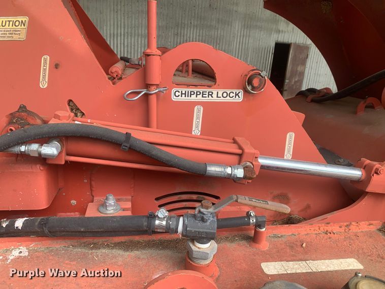 image for item LH9540 2012 Morbark Beever M15R  wood chipper