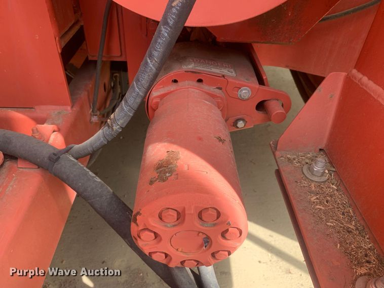 image for item LH9540 2012 Morbark Beever M15R  wood chipper