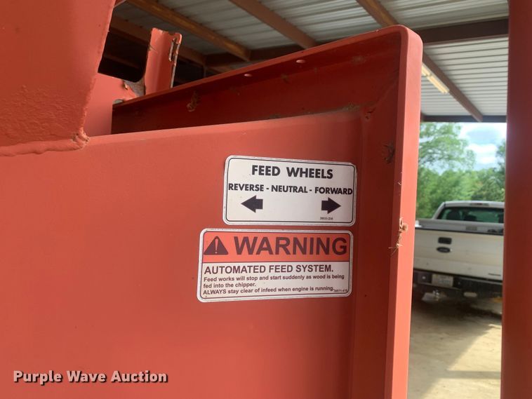 image for item LH9540 2012 Morbark Beever M15R  wood chipper