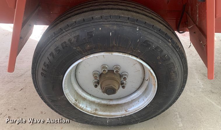 image for item LH9540 2012 Morbark Beever M15R  wood chipper