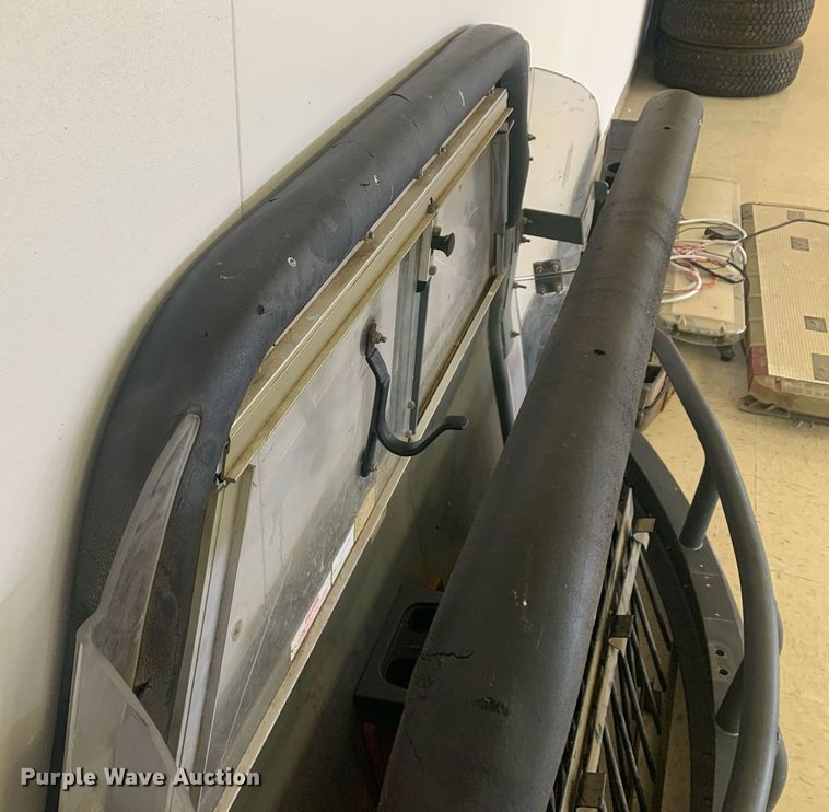 image for item LH9555 Law enforcement equipment