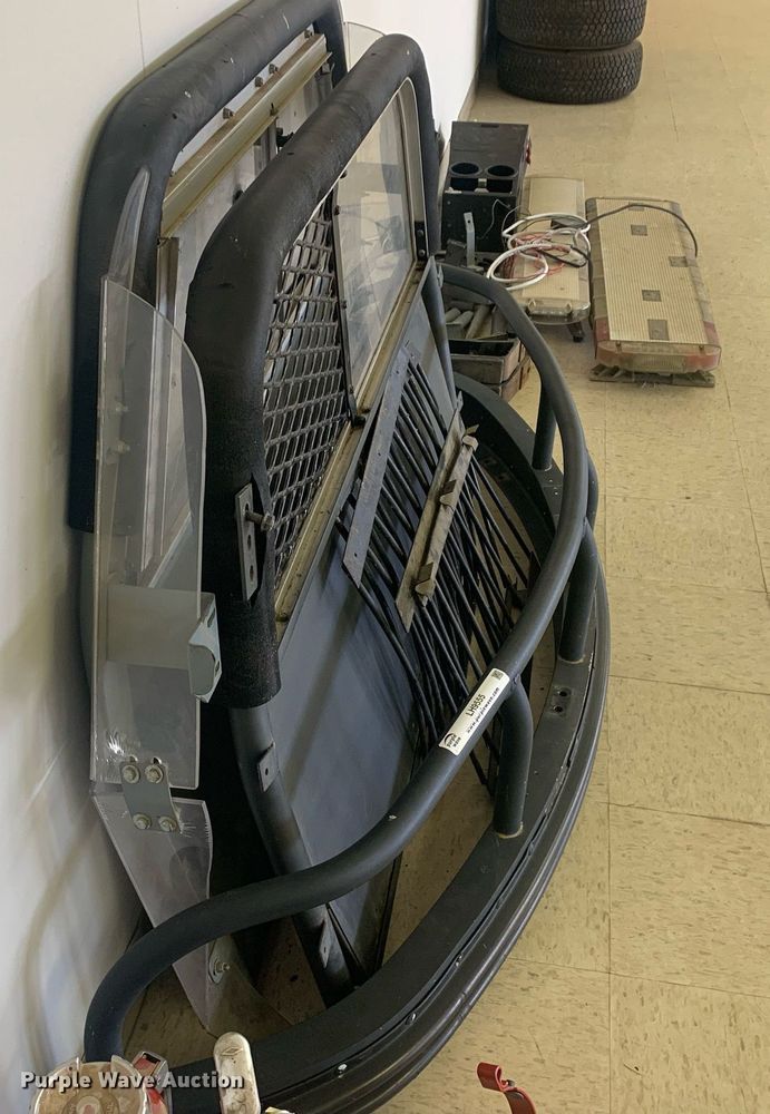 image for item LH9555 Law enforcement equipment