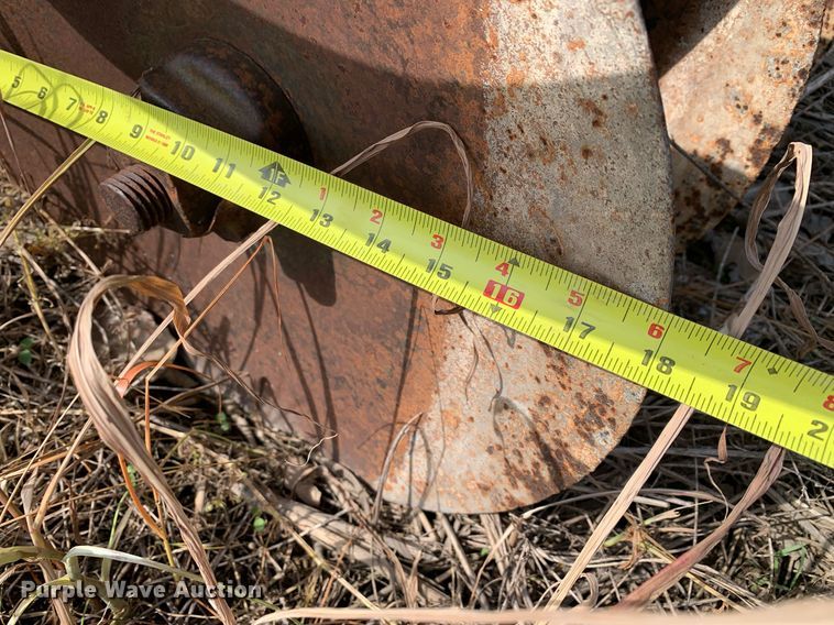 image for item LH9575 John Deere  disk