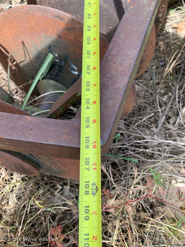 image for item LH9575 John Deere  disk