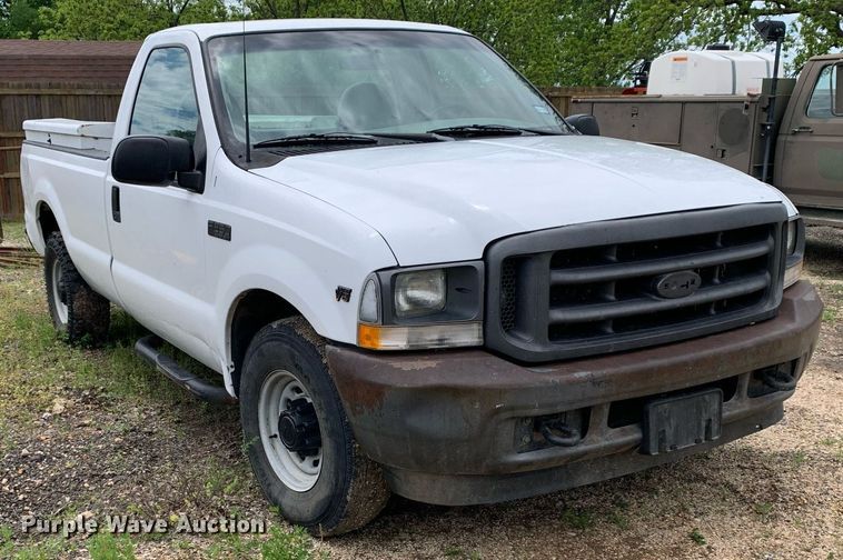 image for item LH9582 2002 Ford F250 Super Duty  pickup truck