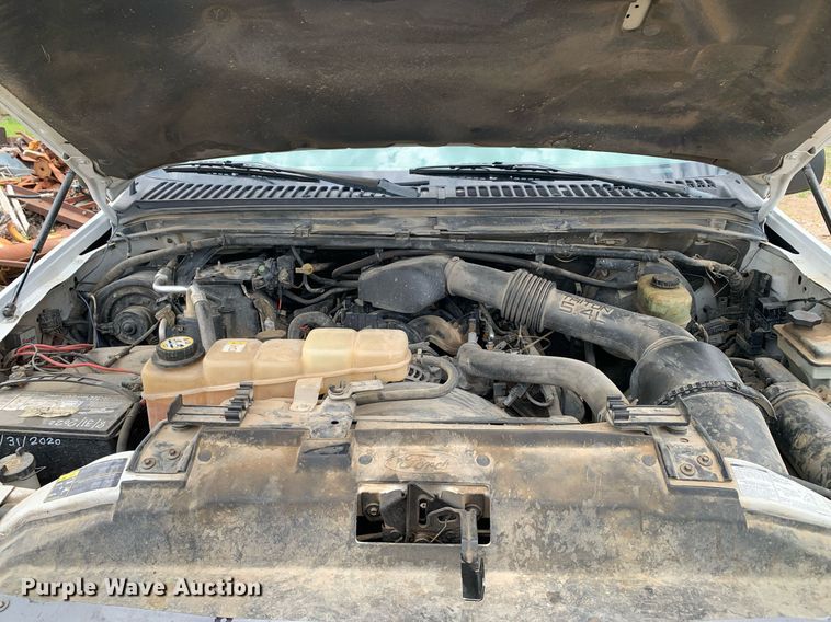 image for item LH9582 2002 Ford F250 Super Duty  pickup truck