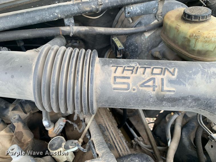 image for item LH9582 2002 Ford F250 Super Duty  pickup truck