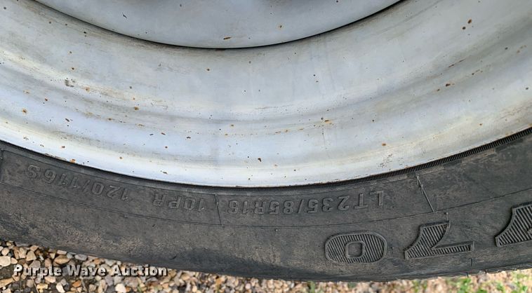 image for item LH9582 2002 Ford F250 Super Duty  pickup truck