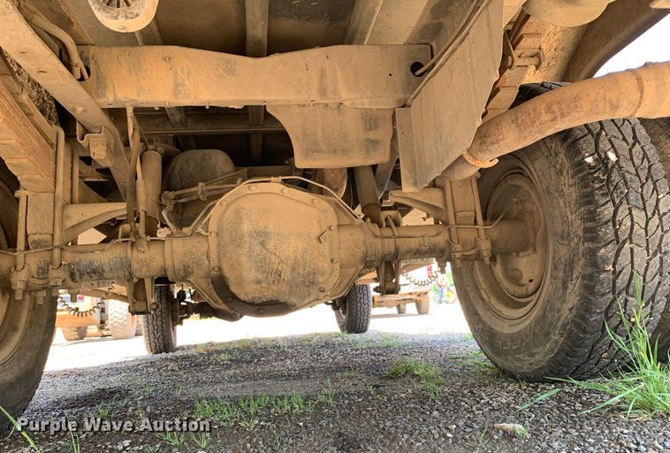 image for item LH9584 1989 Ford F350  utility bed pickup truck